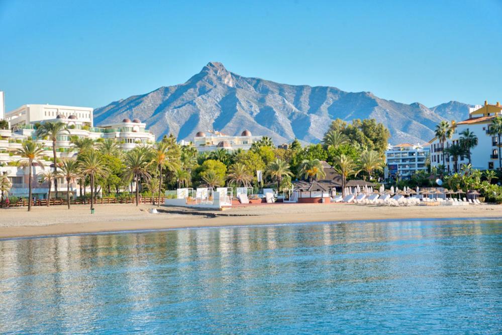 Playas Del Duque, Puerto Banus, Golf .Playa Y Compras Apartment Marbella Ngoại thất bức ảnh