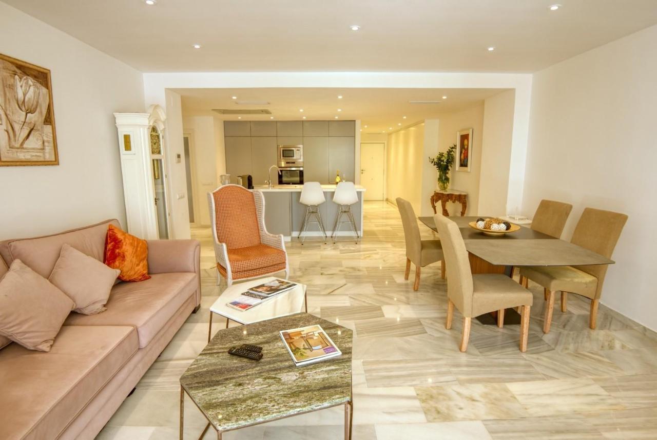 Playas Del Duque, Puerto Banus, Golf .Playa Y Compras Apartment Marbella Ngoại thất bức ảnh