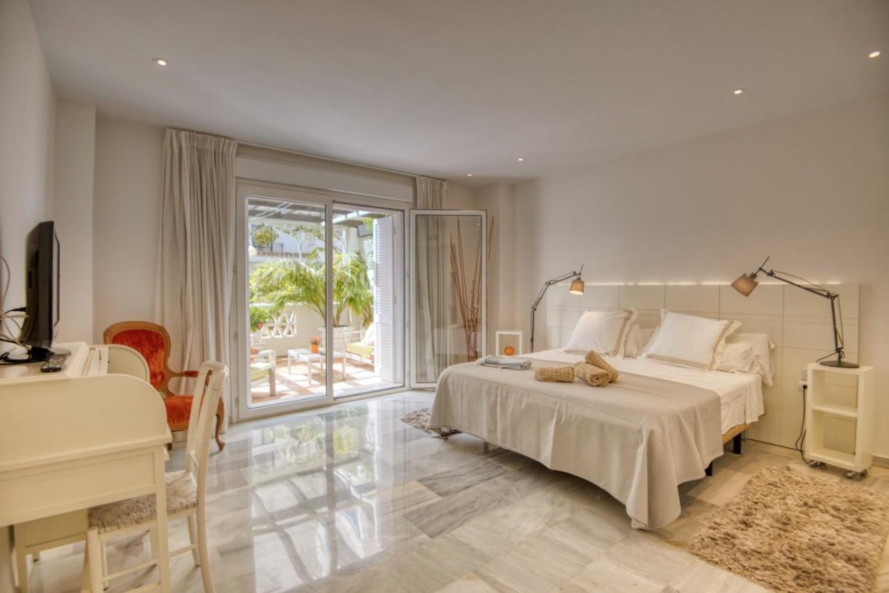Playas Del Duque, Puerto Banus, Golf .Playa Y Compras Apartment Marbella Ngoại thất bức ảnh